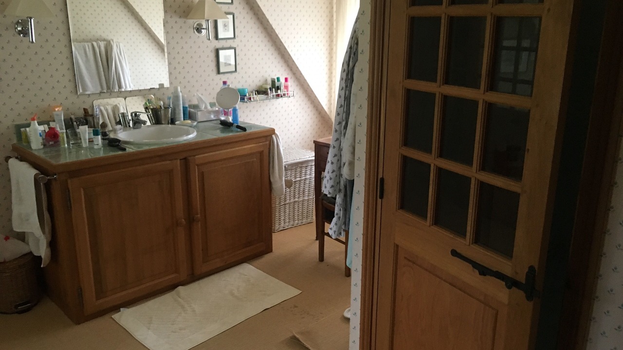 Photo of Bathroom in Saint-Benoit-d'Hebertot