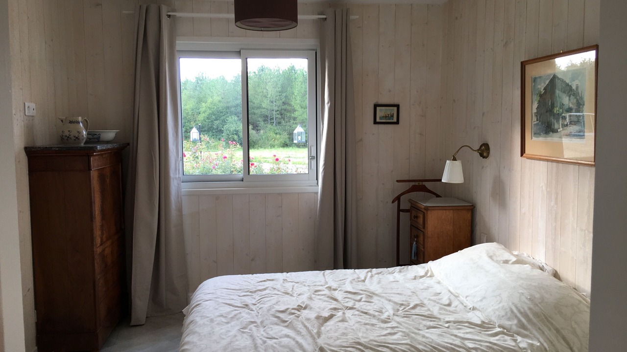 Photo of Bedroom in Jouy-le-Potier