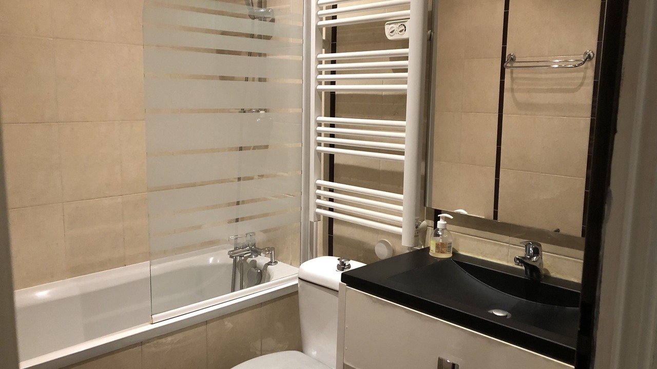 Photo of Bathroom in Saint-Martin-Longueau
