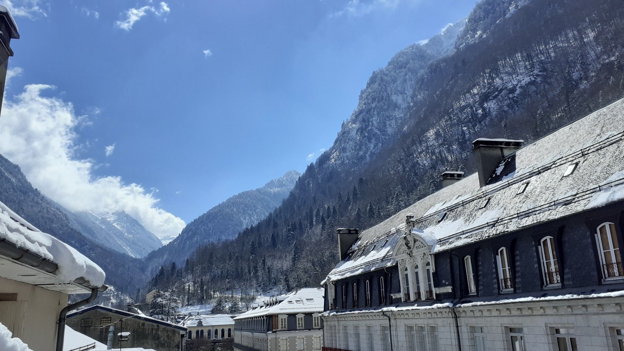 Photo of Patio Balcony in Cauterets