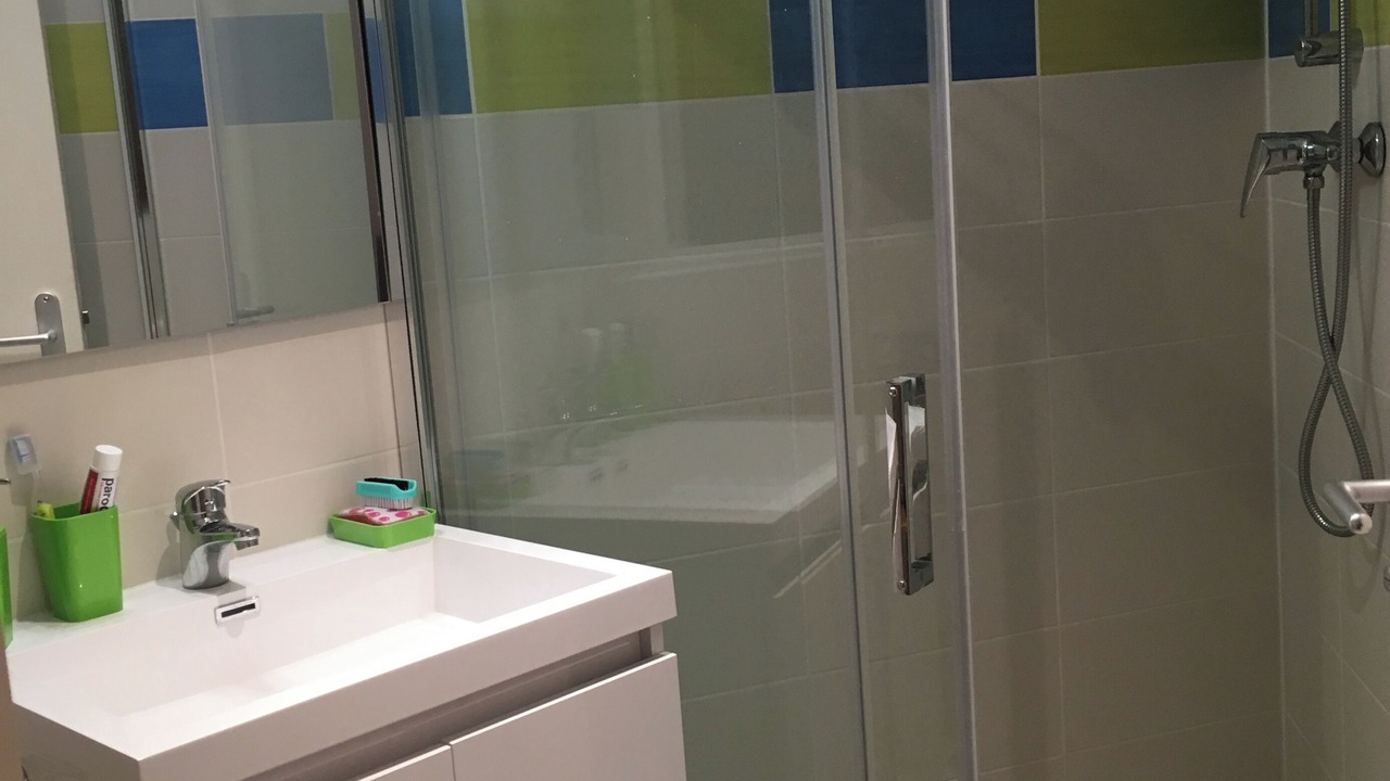 Photo of Bathroom in Font-Romeu-Odeillo-Via