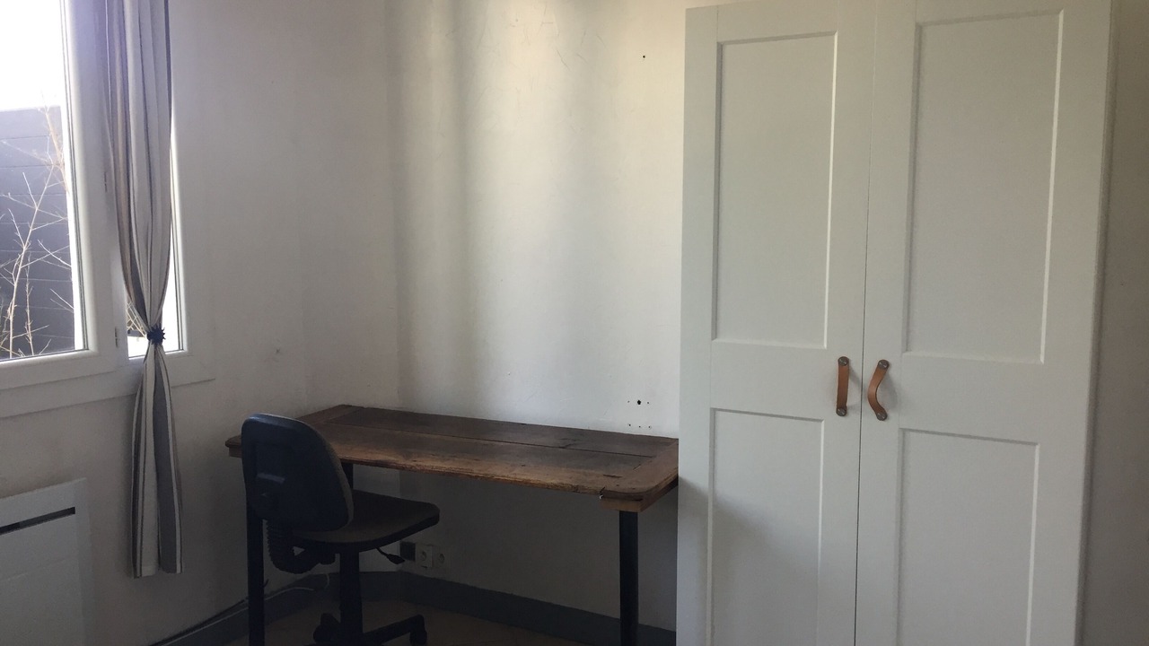 Photo of Bedroom in Hopitaux-Facultes