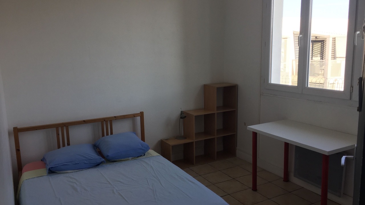 Photo of Bedroom in Hopitaux-Facultes