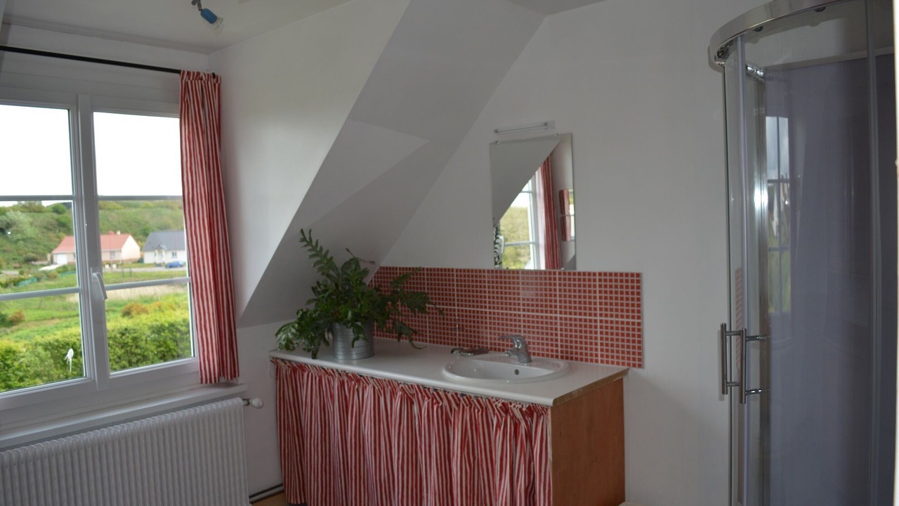 Photo of Bathroom in Equihen-Plage