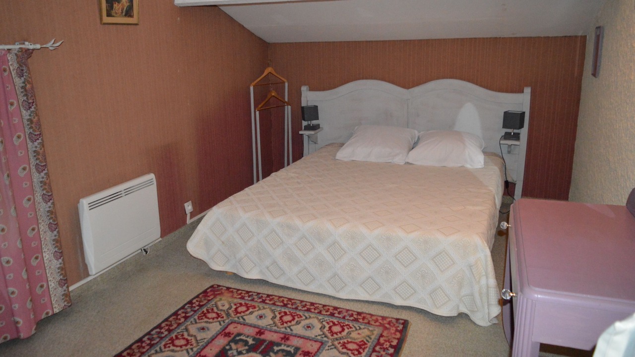 Photo of Bedroom in Cabries