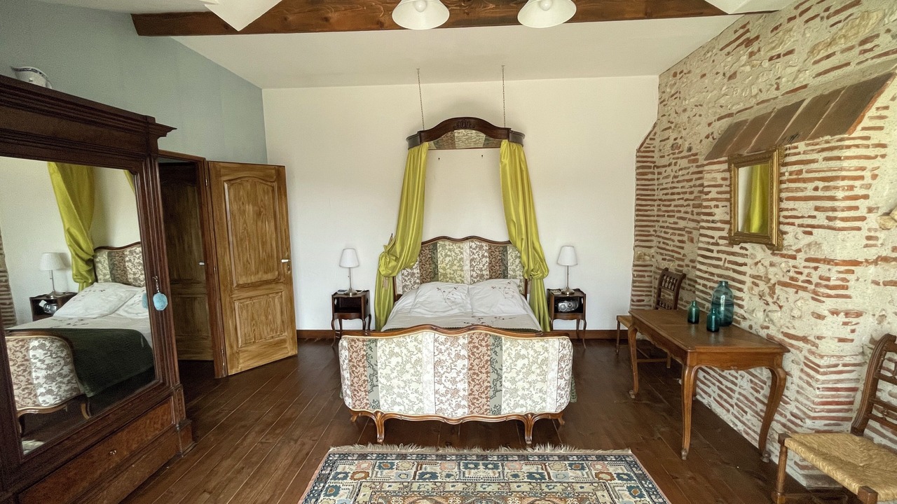 Photo of Bedroom in Villeneuve-sur-Lot