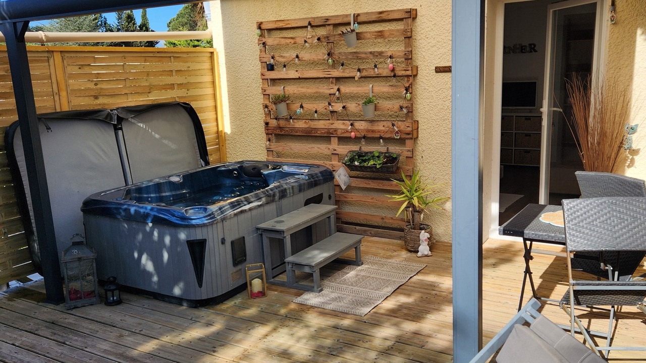 Photo of Patio Balcony in Malves-en-Minervois