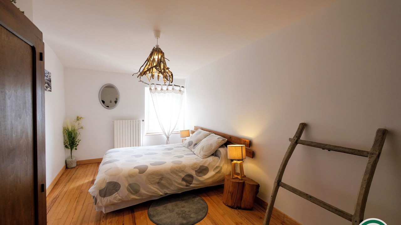 Photo of Bedroom in Lagrand