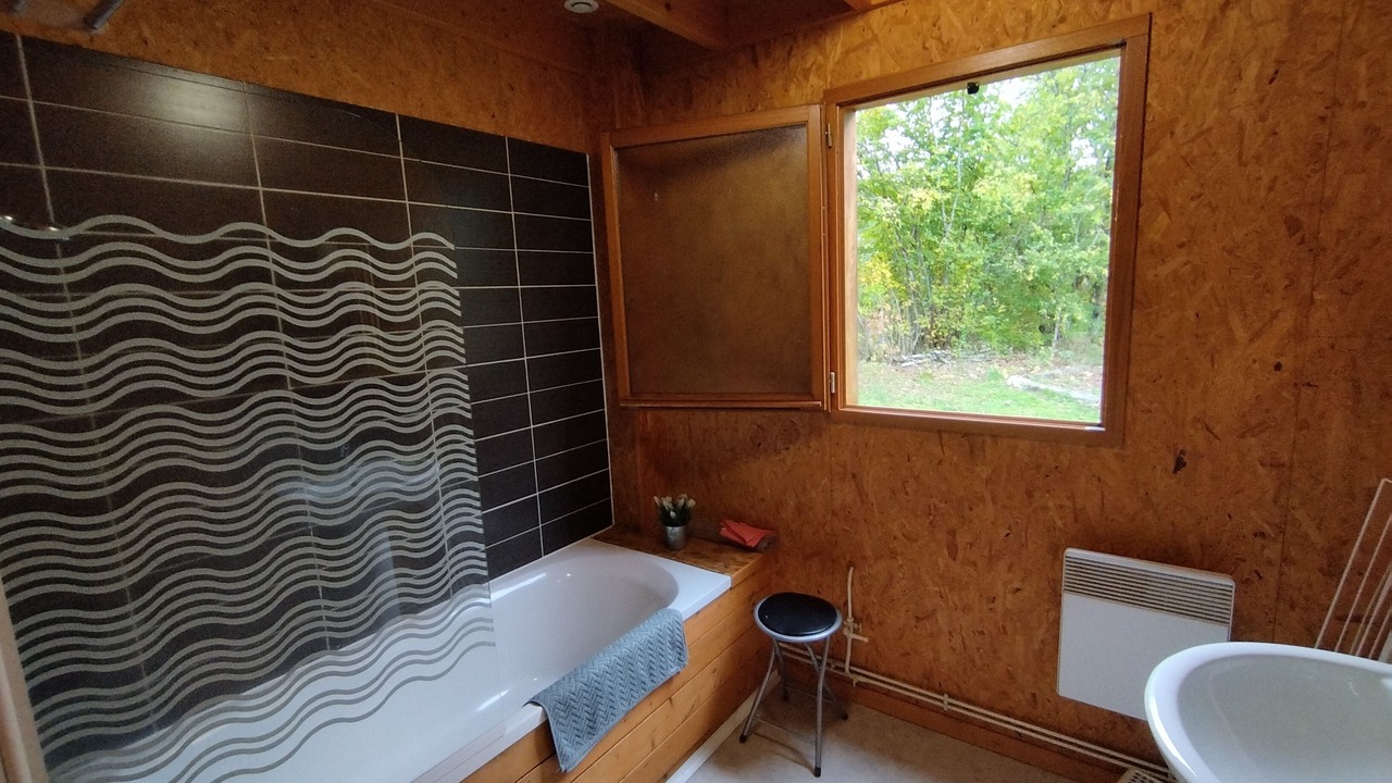 Photo of Bathroom in Corancy