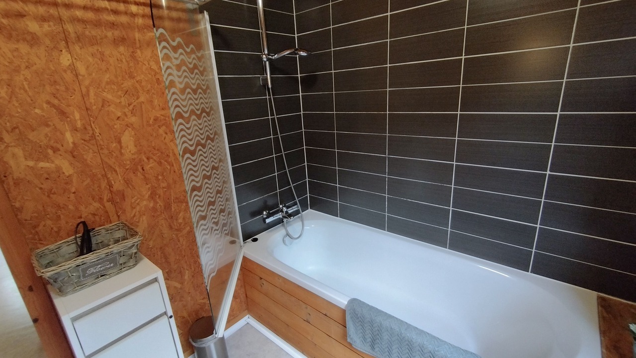 Photo of Bathroom in Corancy