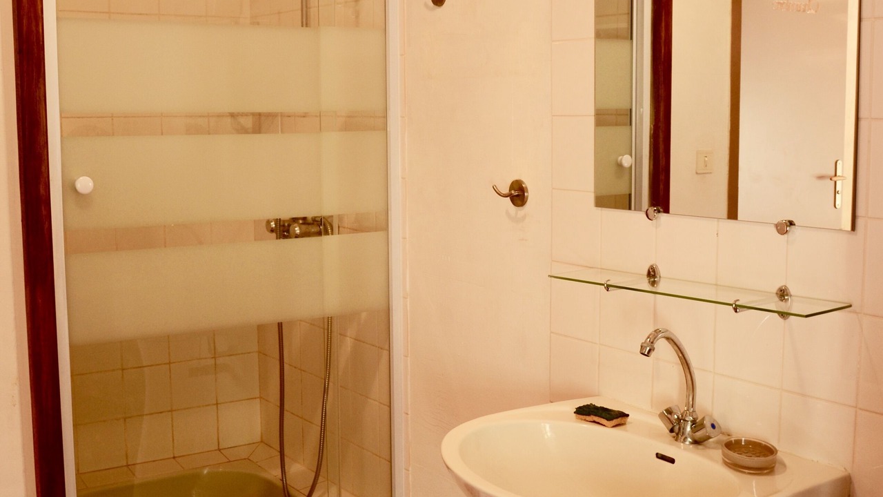 Photo of Bathroom in Asperjoc