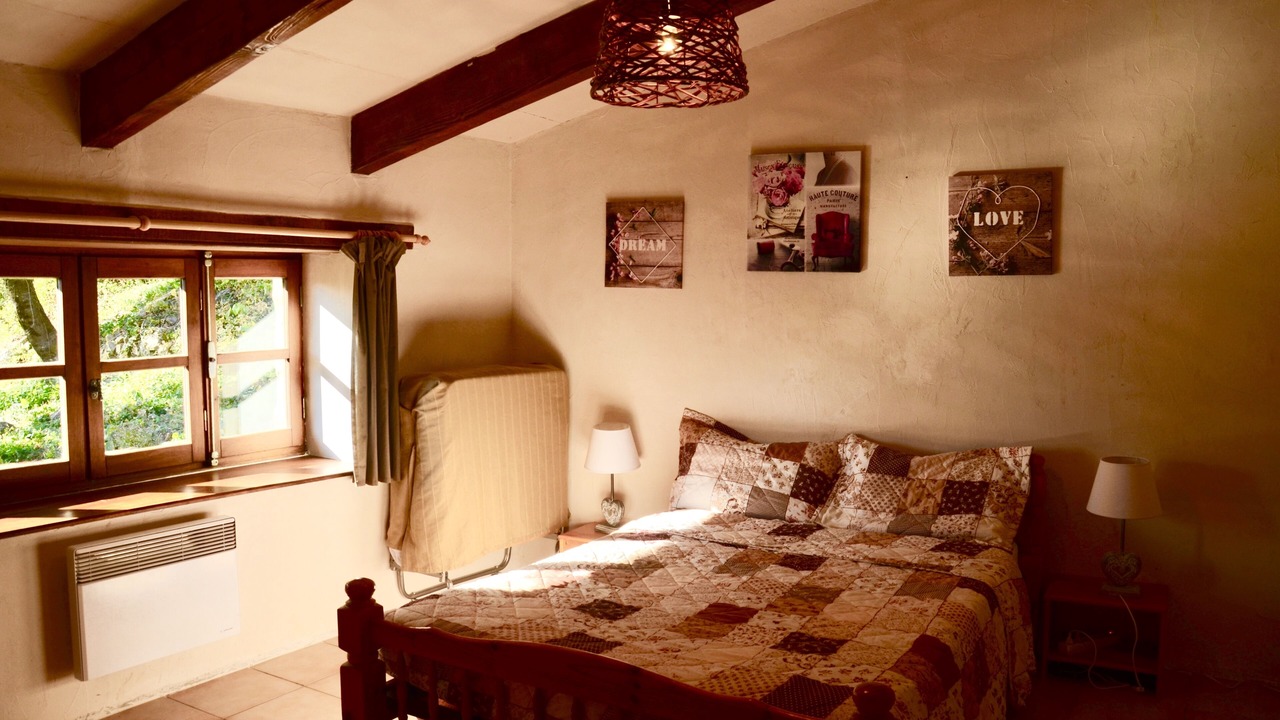 Photo of Bedroom in Asperjoc