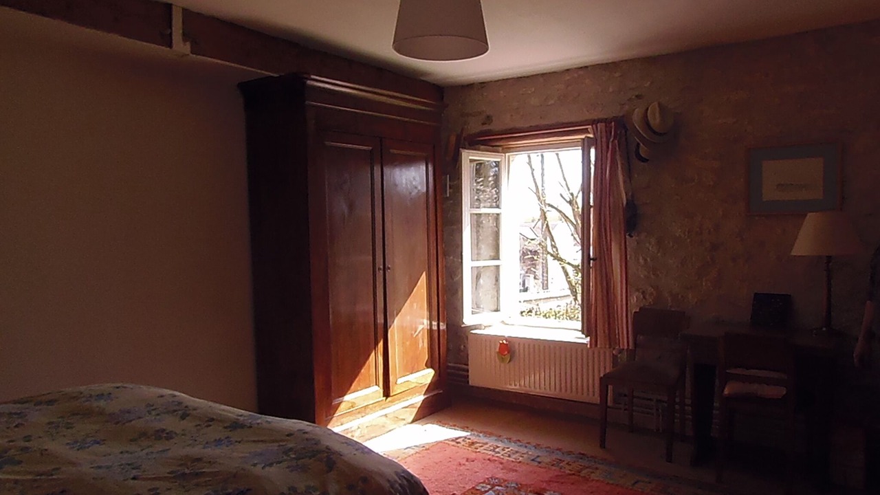 Photo of Bedroom in Courteuil