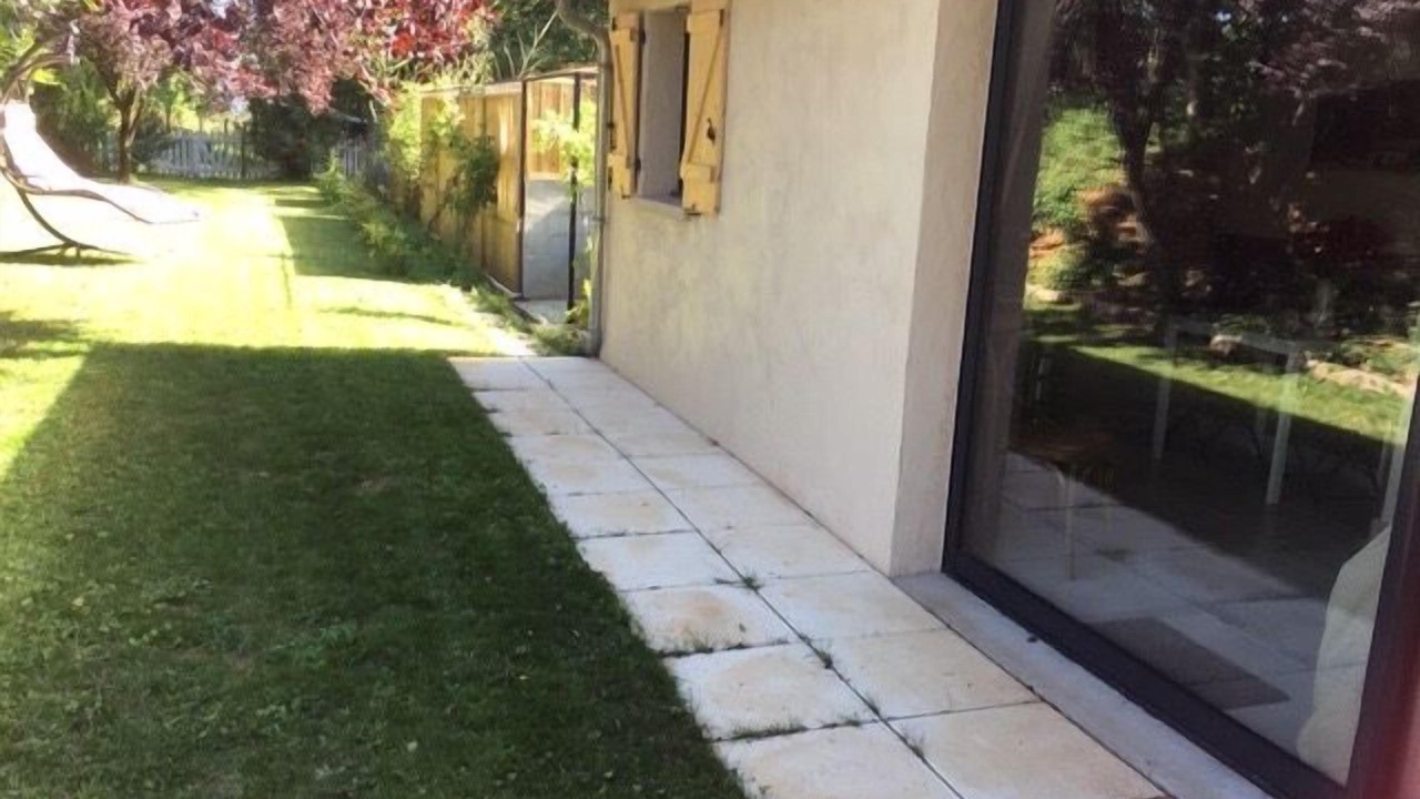 Photo of Outdoor in Curtil-Vergy