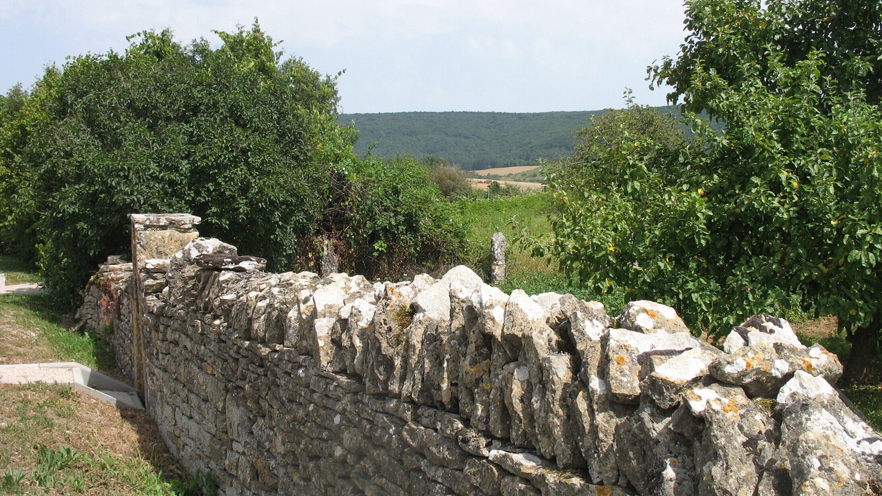 Photo of Outdoor in Curtil-Vergy