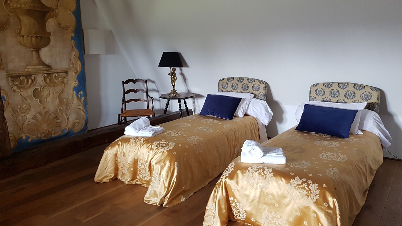 Photo of Bedroom in Roeze-sur-Sarthe