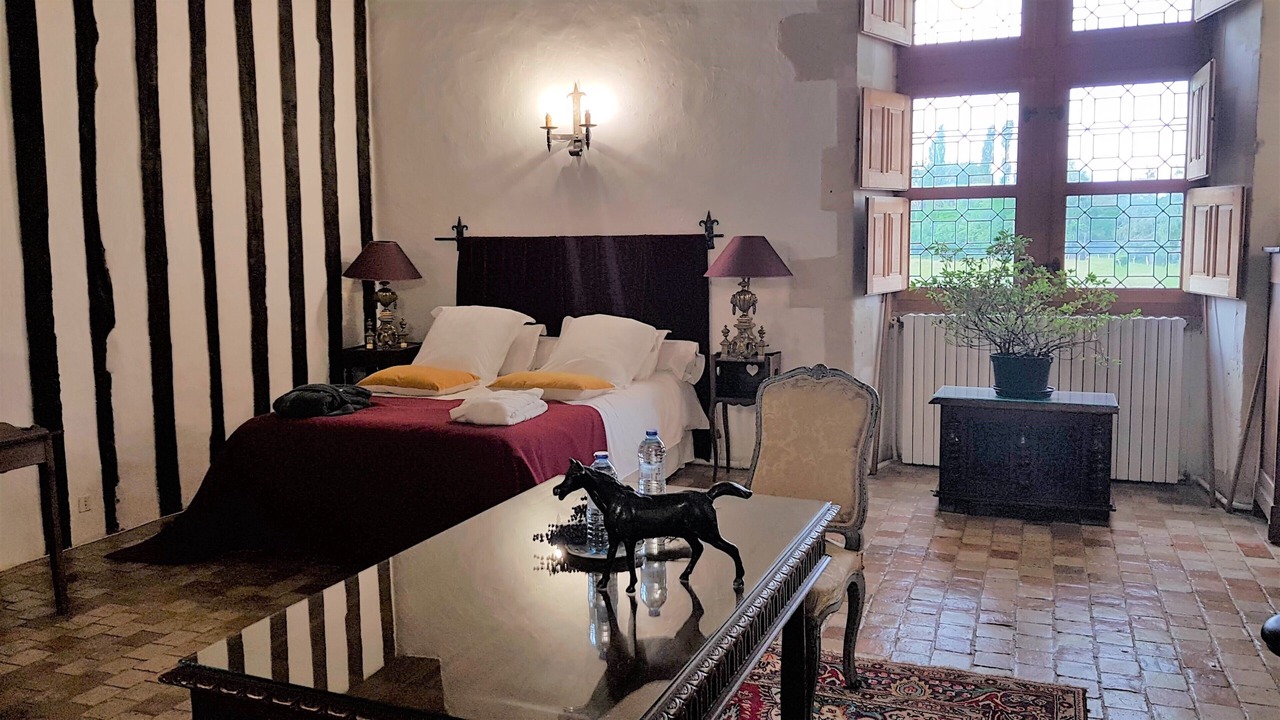 Photo of Bedroom in Roeze-sur-Sarthe