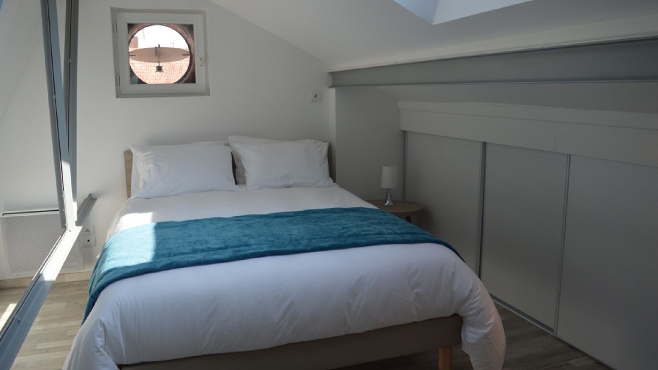 Photo of Bedroom in Sainte-Savine