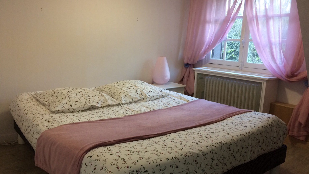 Photo of Bedroom in Sainte-Gemme-Moronval