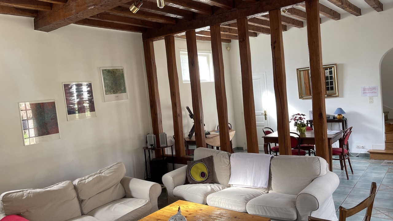Photo of Livingroom in Sainte-Gemme-Moronval