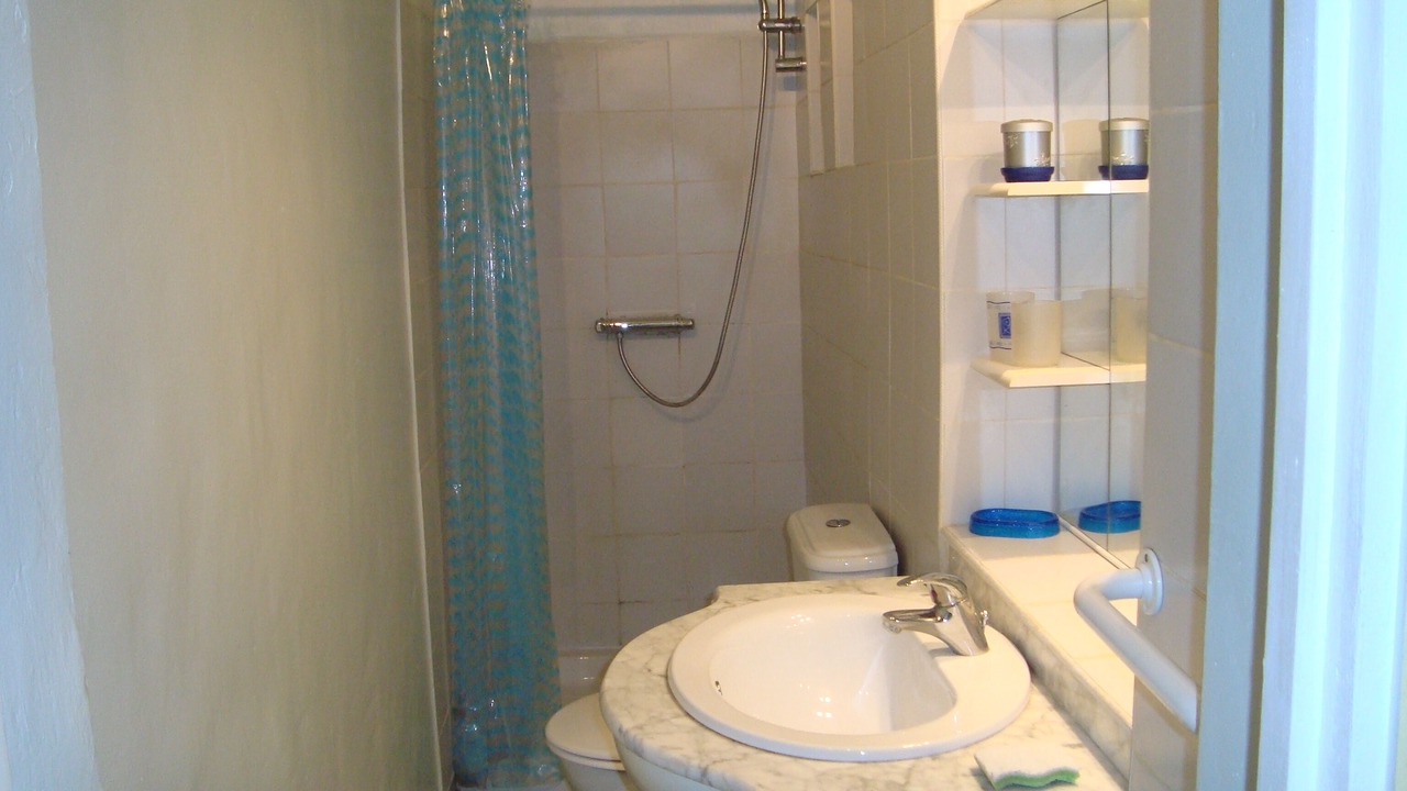 Photo of Bathroom in Pezenas