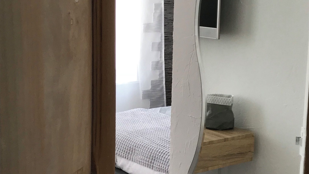 Photo of Bedroom in Quartier Beauregard-Boufflers-Buthegnemont-Boudonville