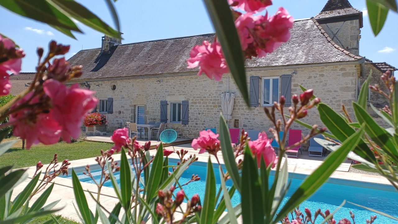 Photo of Outdoor in Martel