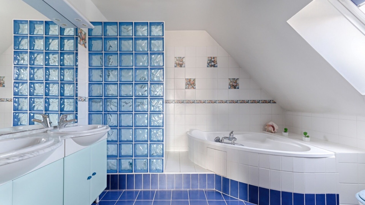 Photo of Bathroom in Mornant