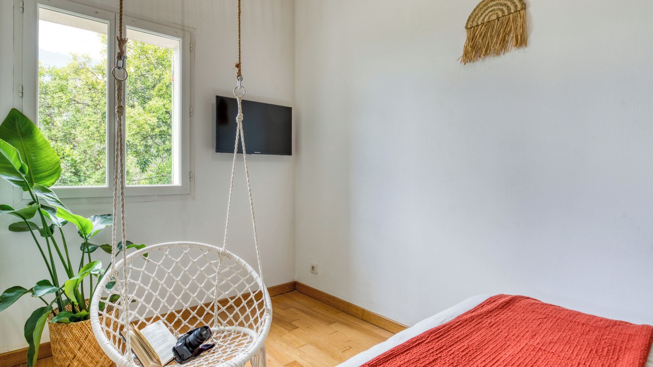 Photo of Bedroom in Junas