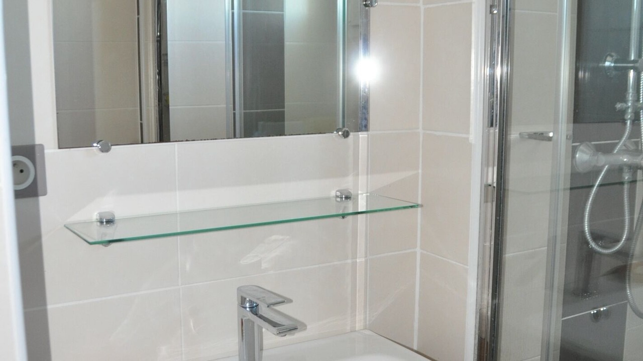 Photo of Bathroom in Rodez