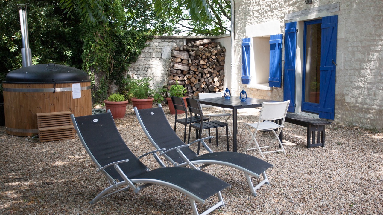 Photo of Outdoor in Lemere