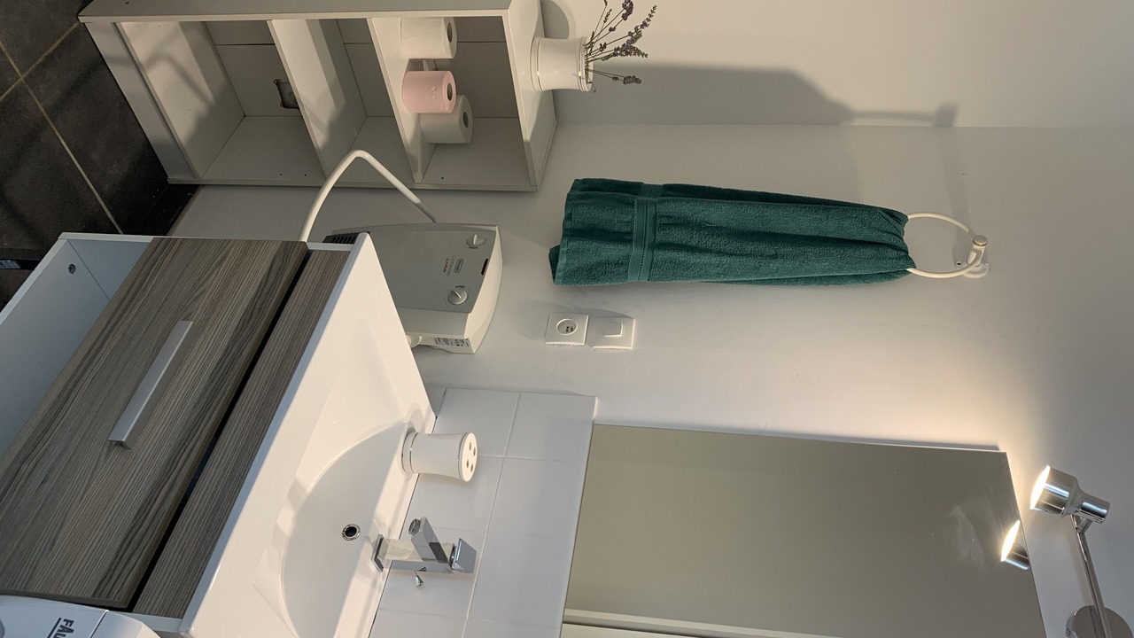 Photo of Bathroom in Assay