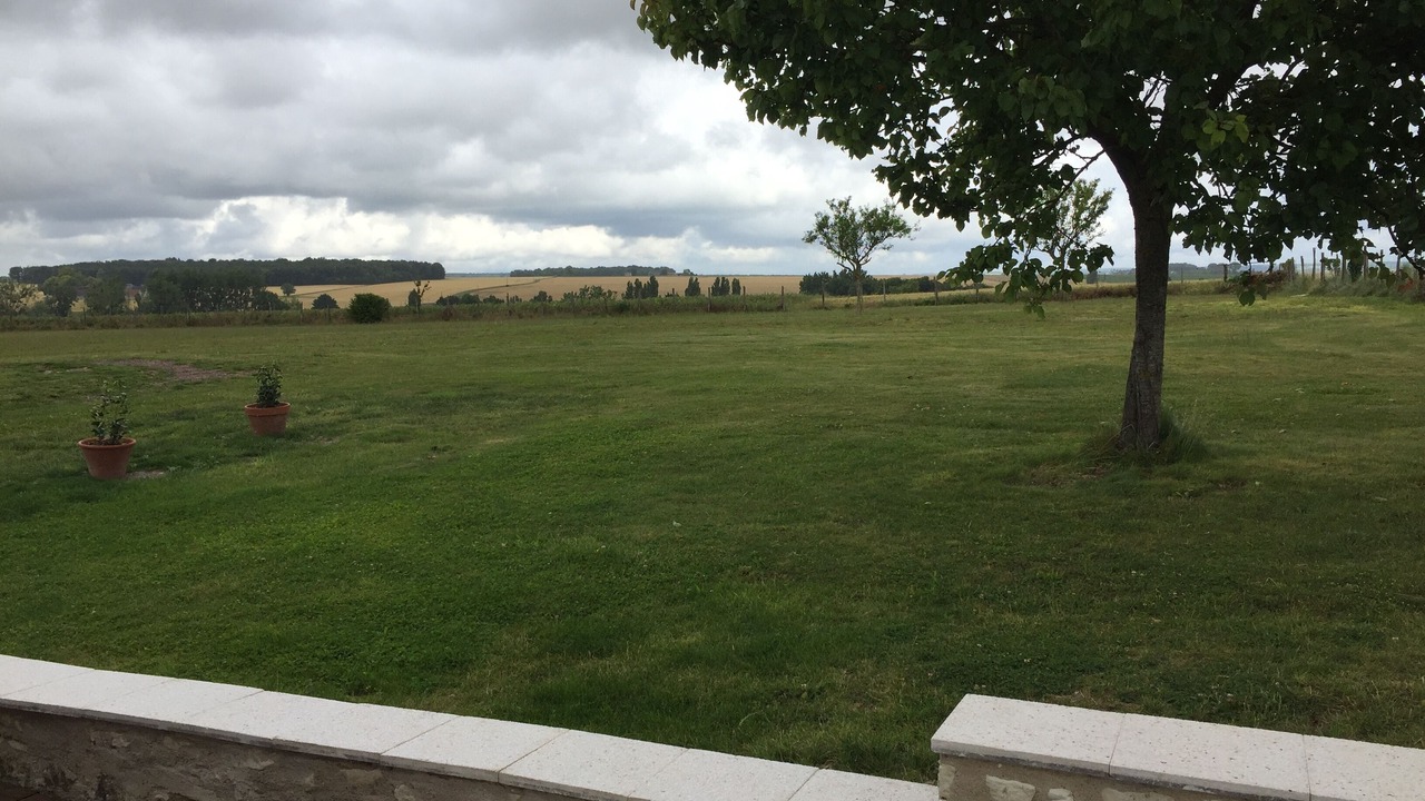 Photo of Outdoor in Assay