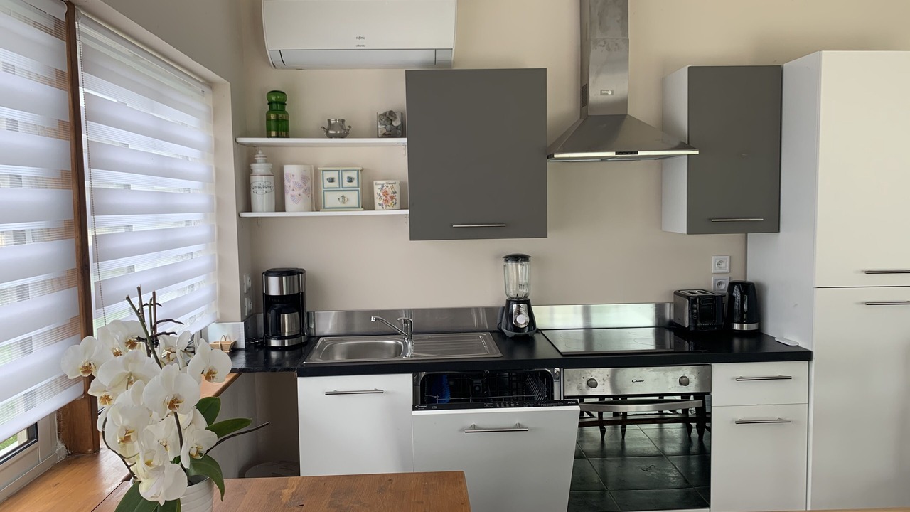 Photo of Kitchen in Assay