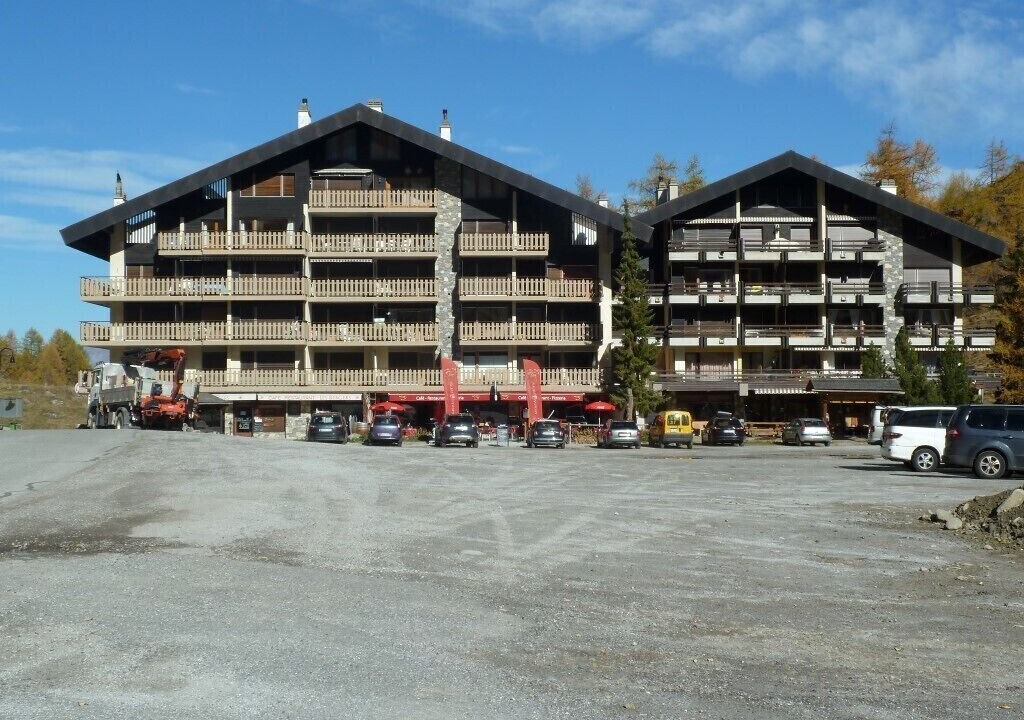 Photo of Outdoor in Noveli