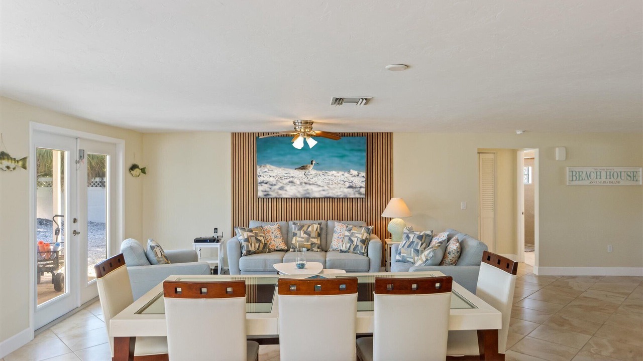 Photo of Livingroom in Anna Maria