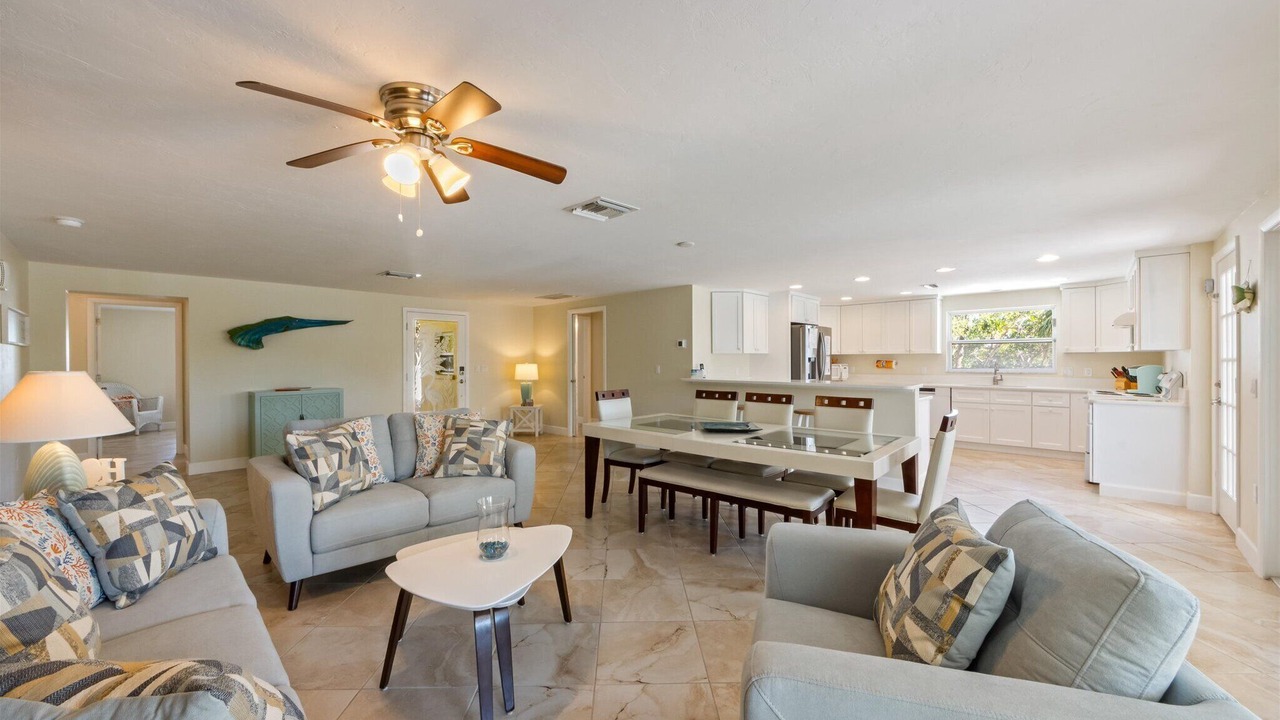 Photo of Livingroom in Anna Maria