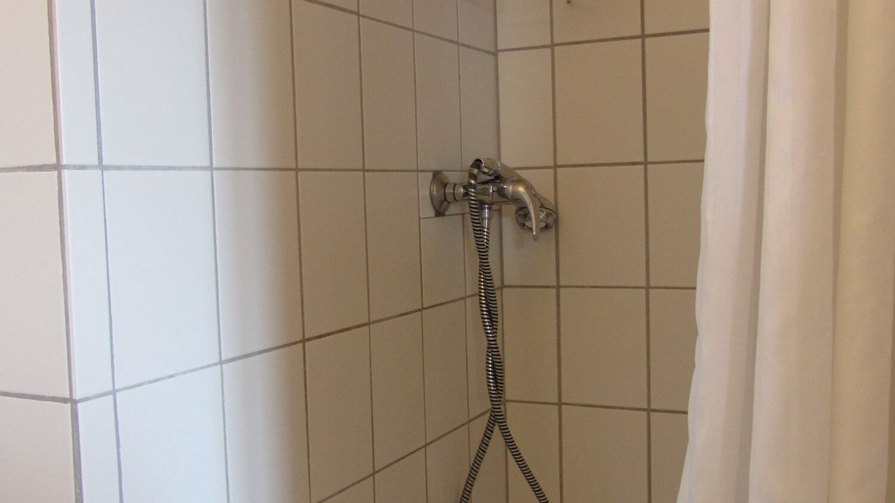 Photo of Bathroom in Vex