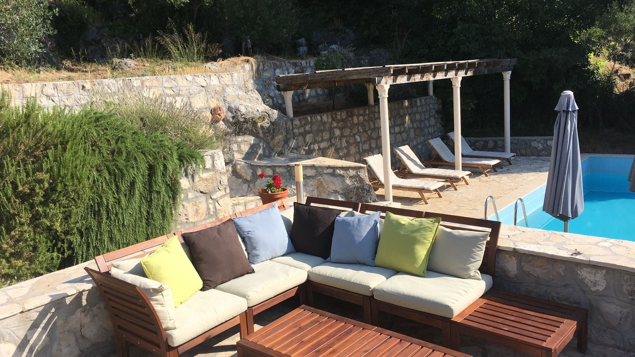 Photo of Outdoor in Broce