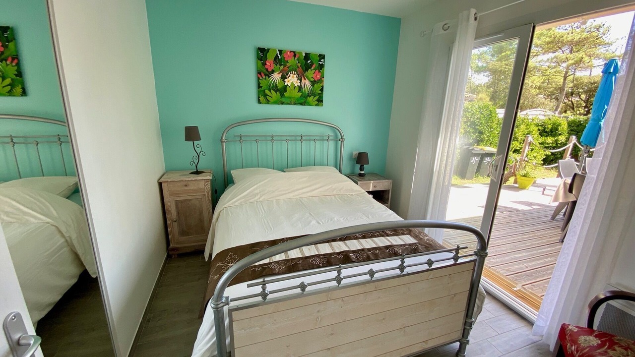 Photo of Bedroom in Hourtin-Plage