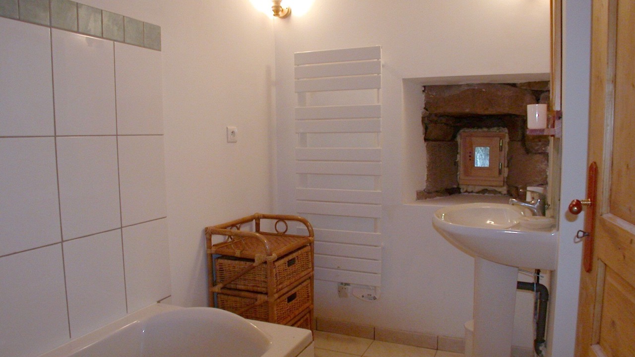 Photo of Bathroom in Chaspinhac