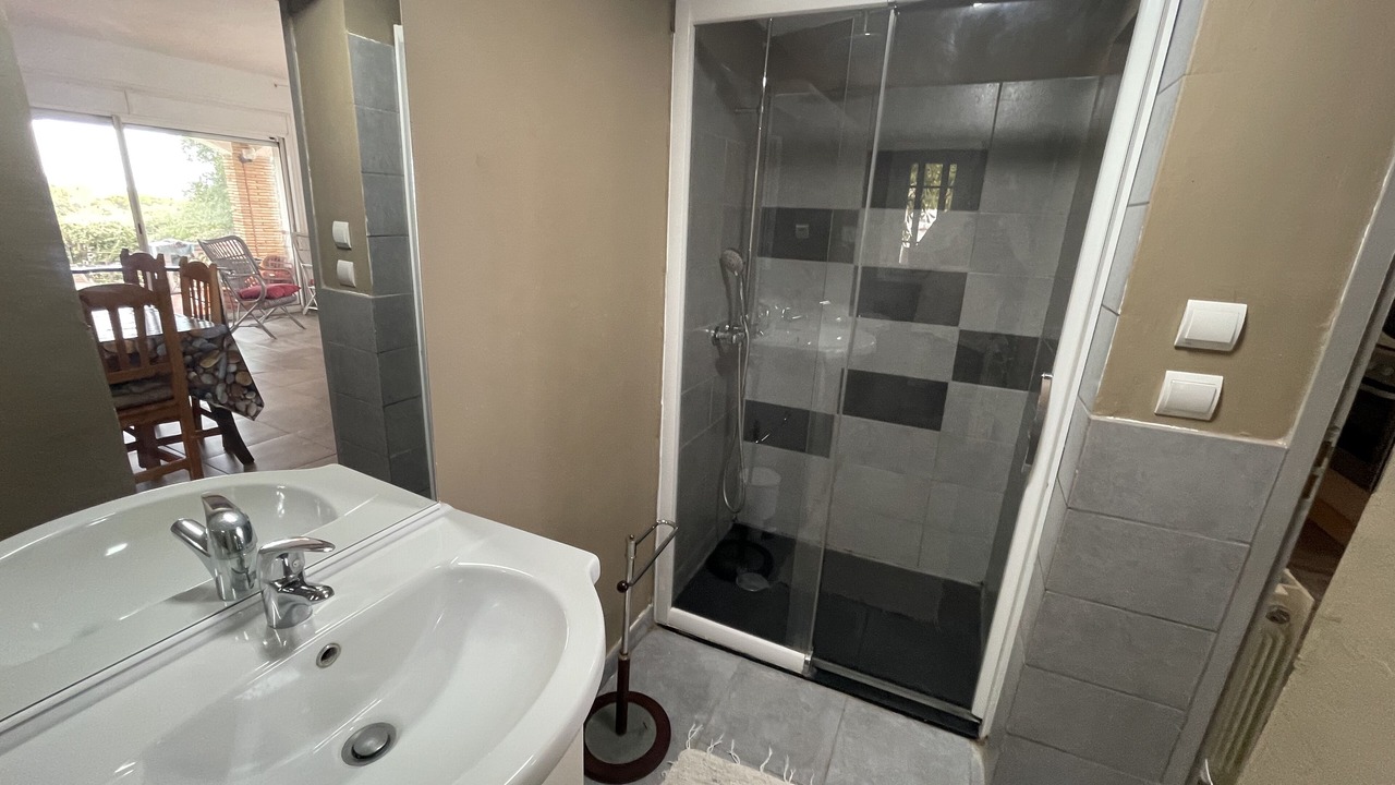 Photo of Bathroom in Pals