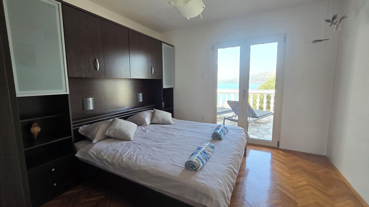 Photo of Bedroom in Okrug Gornji