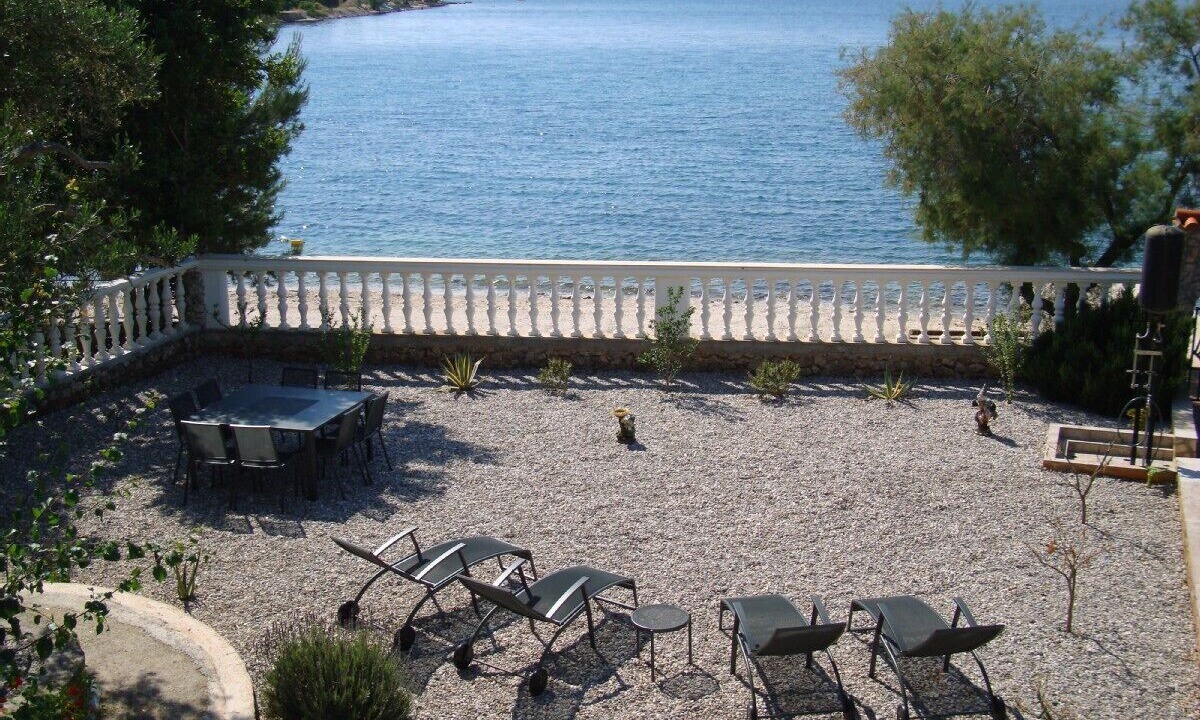 Photo of Patio Balcony in Okrug Gornji