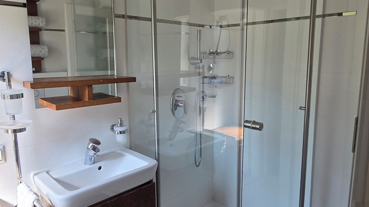 Photo of Bathroom in Okrug Gornji
