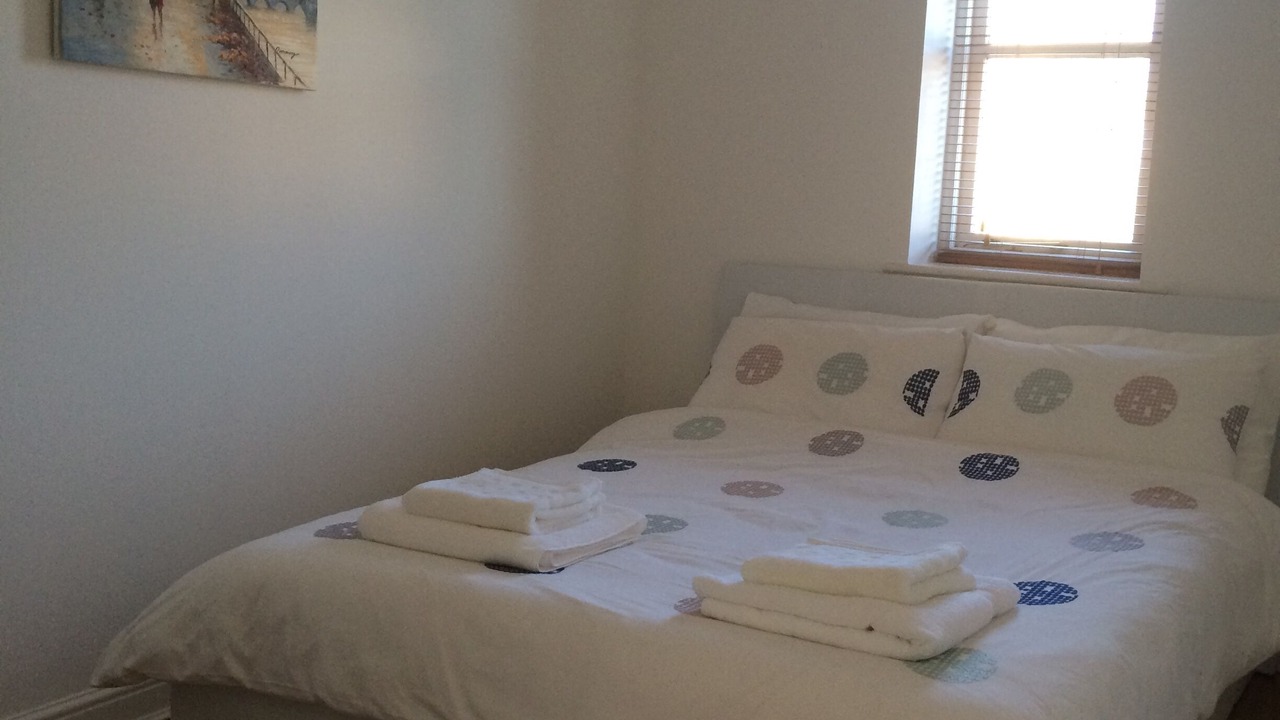 Photo of Bedroom in Grove