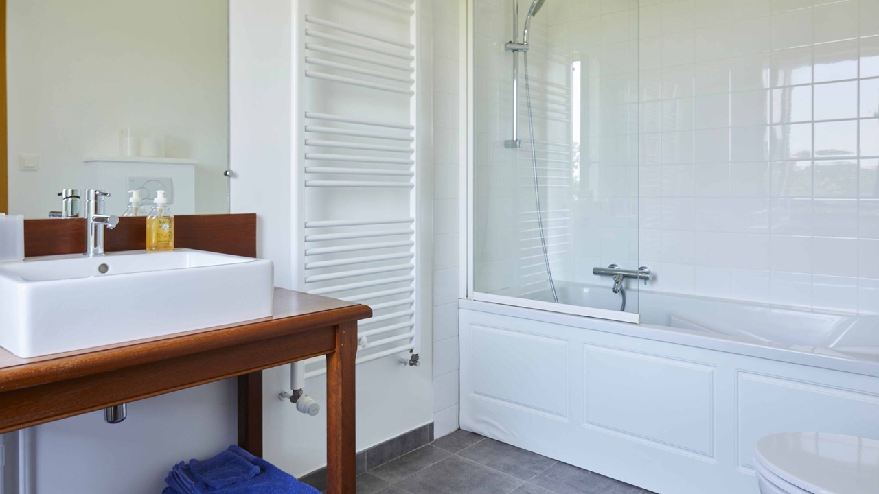 Photo of Bathroom in Doudeville