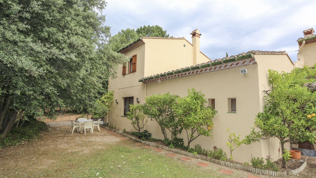 Photo of Outdoor in Darnius