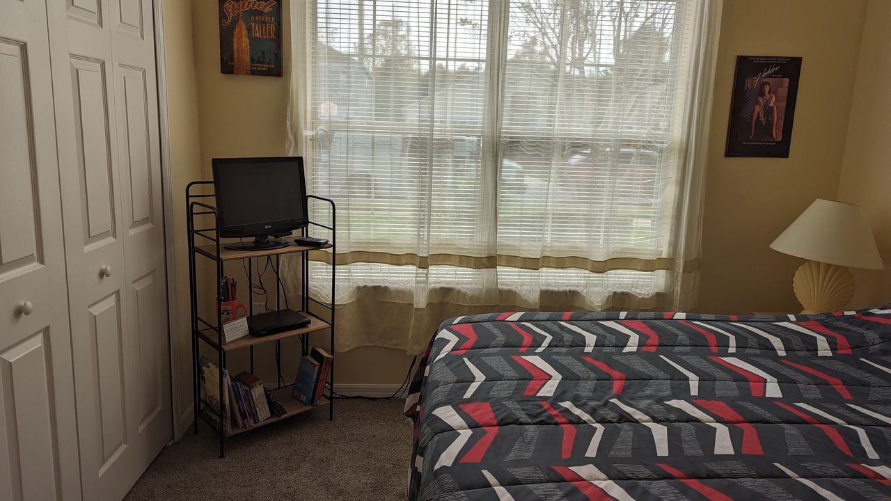 Photo of Bedroom in Lake Berkley