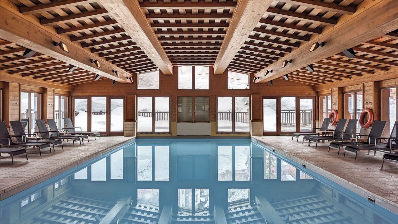 Photo of Outdoor in Arc-1950